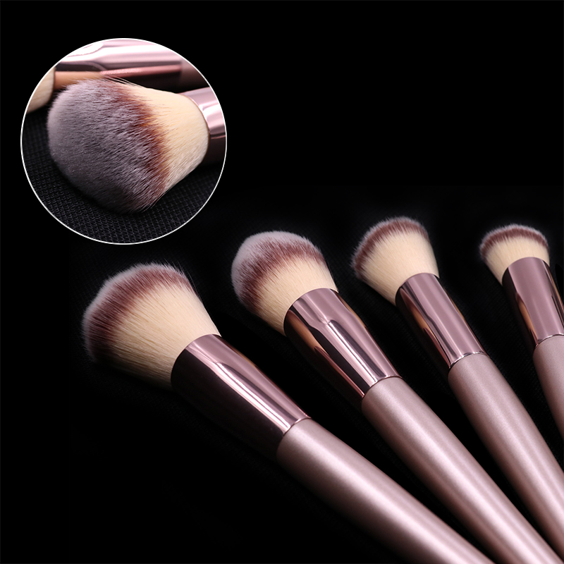 Makeup brush 2
